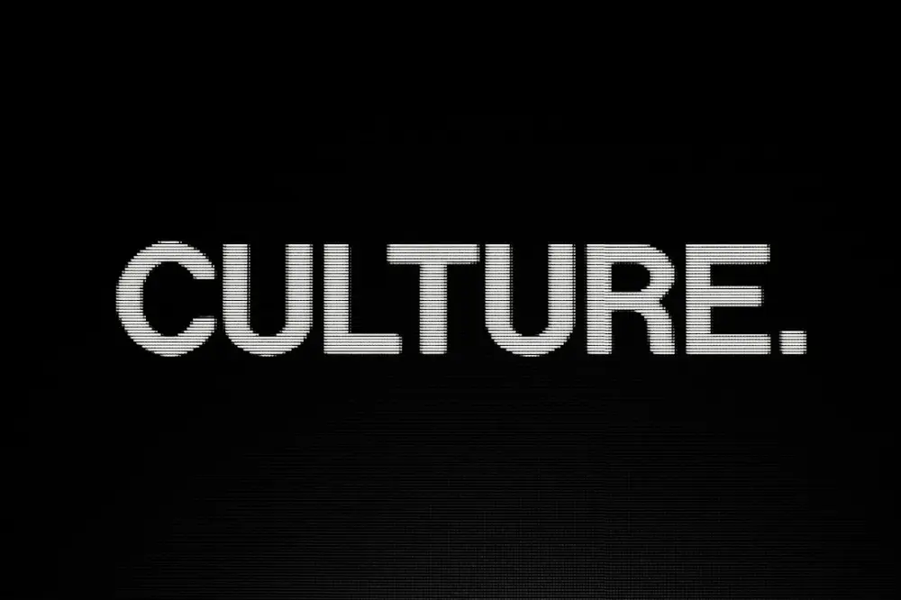 A black background with the word culture written in white, illustrating viral culture